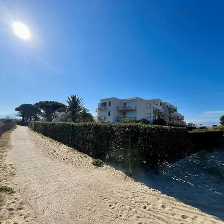Apartment Avec Piscine, Parking Securise Et Acces Direct A Saint-cyprien - Fr-1-753-15