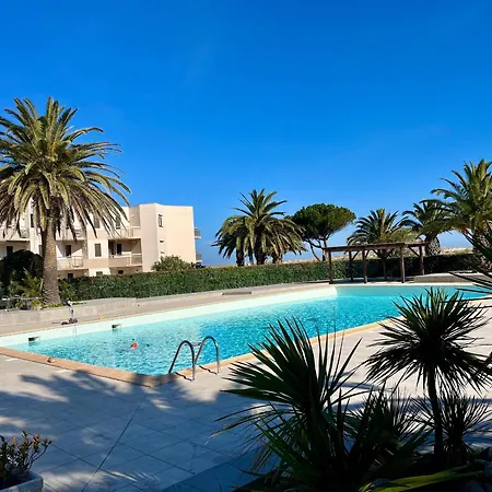 Avec Piscine, Parking Securise Et Acces Direct A Saint-cyprien - Fr-1-753-15